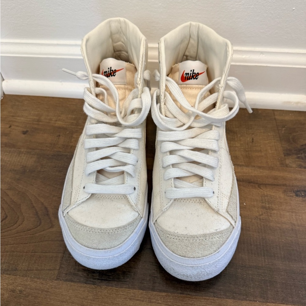 Nike Mid 77 Blazer High Top Sneaker Unisex Men’s size 5 Women’s 37.5